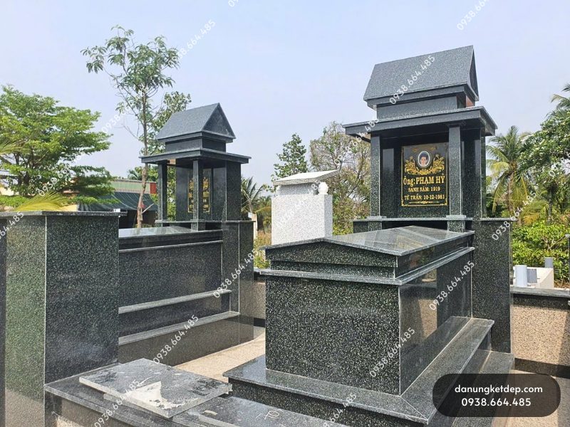 Mộ đá hoa cương Xanh Hassan